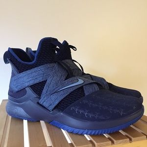 lebron anchor shoes